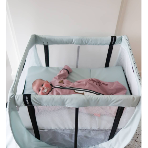 AeroMoov Instant Travel Cot: Αναδιπλούμενο παρκοκρέβατο Μαύρο Γκρί AeroMoov Instant Travel Cot: Αναδιπλούμενο παρκοκρέβατο Μαύρο Γκρί
