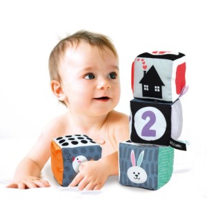 Baby Clementoni For You Βρεφικό Παιχνίδι Μαλακοί Κύβοι Λευκό Και Μαύρο Για 0+ Μηνών