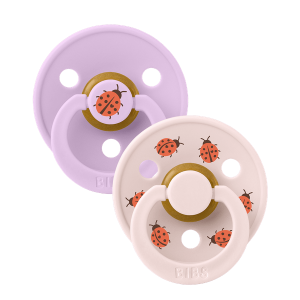 BIBS Studio Collection Σετ Πιπίλες 2τμχ – Ladybag/VioletI Sky Mix Στρόγγυλη No2 BIBS Studio Collection Σετ Πιπίλες 2τμχ – Ladybag/VioletI Sky Mix Στρόγγυλη No2