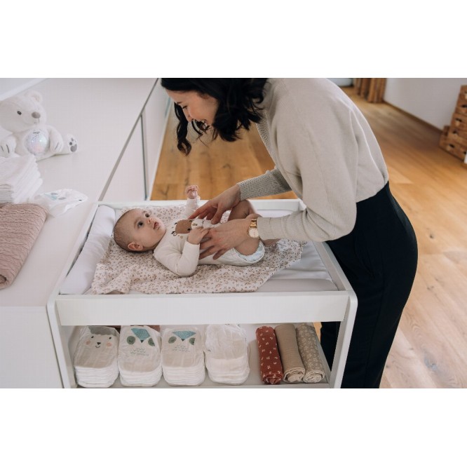 FreeOn Έπιπλο Αλλαξιέρα Mε Ρόδες Mila White FreeOn Έπιπλο Αλλαξιέρα Mε Ρόδες Mila White