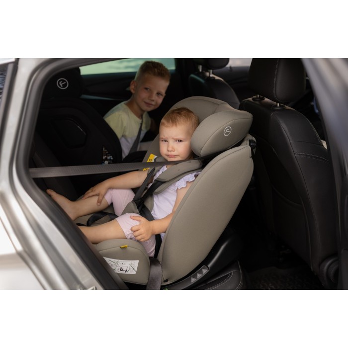 FreeON Κάθισμα Αυτοκινήτου Pollo i-Size 40-150cm Black FreeON Κάθισμα Αυτοκινήτου Pollo i-Size 40-150cm Black