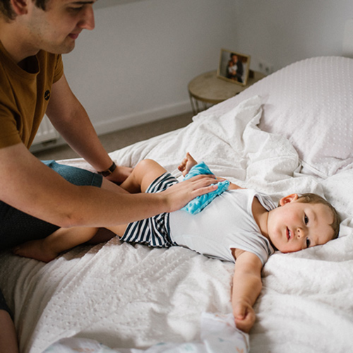 Babyono Φυσική Θερμοφόρα Για Κολικούς Με Κουκούτσια Από Κεράσια Και Λεβάντα Babyono Φυσική Θερμοφόρα Για Κολικούς Με Κουκούτσια Από Κεράσια Και Λεβάντα