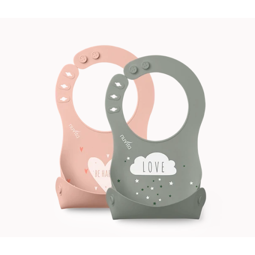 Σετ 2τμχ Σαλιάρες Σιλικόνης Roll Up 4370 English Rose/Sage Green Nuvita Σετ 2τμχ Σαλιάρες Σιλικόνης Roll Up 4370 English Rose/Sage Green Nuvita