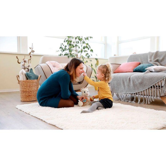 Σόφι η καμηλοπάρδαλη Λούτρινο παιχνίδι που μεταφέρει την μουσική με ένα άγγιγμα! Σόφι η καμηλοπάρδαλη Λούτρινο παιχνίδι που μεταφέρει την μουσική με ένα άγγιγμα!