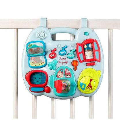 Τραπεζάκι Δραστηριοτήτων Με Τη Σόφι Την Καμηλοπάρδαλη Τραπεζάκι Δραστηριοτήτων Με Τη Σόφι Την Καμηλοπάρδαλη