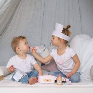 Βαλιτσάκι Με Εργαλεία Γιατρού Ρόζ Jabadabado Βαλιτσάκι Με Εργαλεία Γιατρού Ρόζ Jabadabado