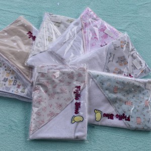 Βρεφική Πετσετούλα Κάπα Τετράγωνη Γκρι Ζωάκια Figlio Bino Βρεφική Πετσετούλα Κάπα Τετράγωνη Γκρι Ζωάκια Figlio Bino