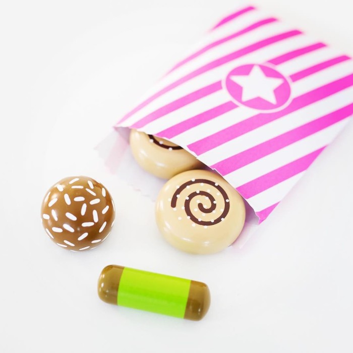 Ξύλινα Donut Με Βάση Σερβιρίσματος Jabadabado Ξύλινα Donut Με Βάση Σερβιρίσματος Jabadabado