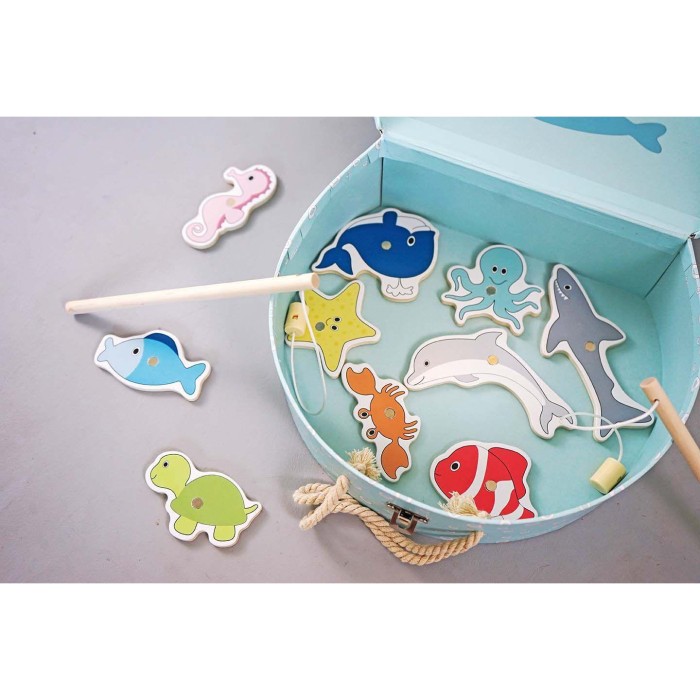 Ξύλινο Βαλιτσάκι Με Σύνεργα Ψαρέματος & Μαγνήτη Jabadabado Ξύλινο Βαλιτσάκι Με Σύνεργα Ψαρέματος & Μαγνήτη Jabadabado